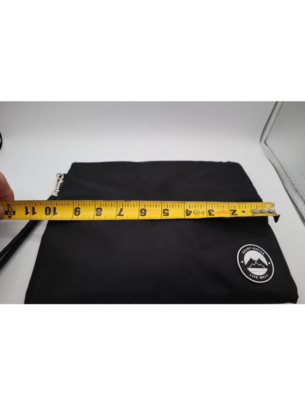 Brand new🎉 Enjoy Native Smell Proof Travel Bag with Lock - Black - Picture 5 of 13